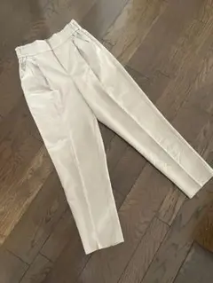 【週末お値下げ】⭐︎アクアガレージ⭐︎センタープレスベージュパンツ⭐︎