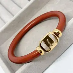 Salvatore Ferragamo フェラガモ バングル