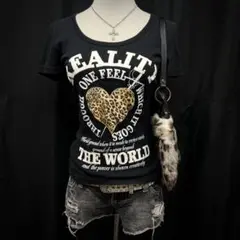 平成ギャル　y2k グランジ　ピチT 半袖　ヒョウ柄　ハート　英字　PUNK