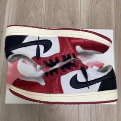 Trophy Room × Jordan 1 Low OGトロフィールーム