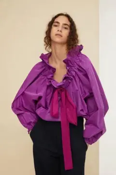 PATOU ドローストリングパフスリーブ トップ オフショルブラウス リボン