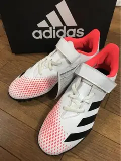 adidas プレデター ジュニアトレーニングシューズ