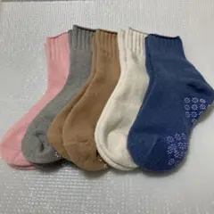 婦人ソックス 5足 裏面滑り止め付き ほぼ未使用
