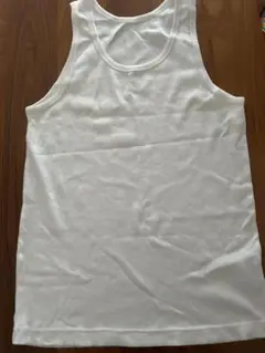 新品、未使用、未着用　ユニクロ　メンズ　タンクトップ　さ白