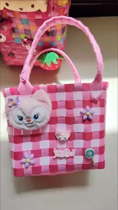 キャラクター付きピンクバッグ