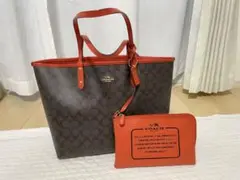 コーチのリバーシブルトートバッグです