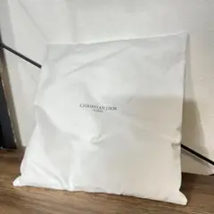 CHRISTIAN DIOR ホワイトクッション