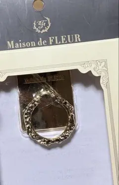 新品未使用Maison de FLEUR スマホリング クラシックタイプ