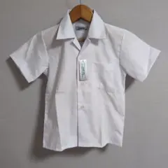 大特価 新品 タグ付き 男子 制服 半袖 ワイシャツ カッターシャツ 120 白