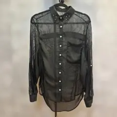 GLAVIL 黒いレース長袖シャツ スタッズ付き