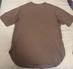 ユニクロ　半袖Tシャツ　丈長め　Ｍサイズ