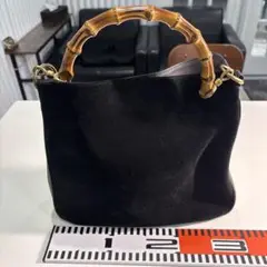 GUCCI 黒 スエード バンブーハンドル ショルダーバッグ