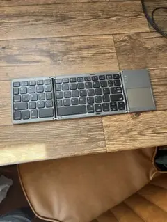 折りたたみ式 Bluetooth キーボード シルバー