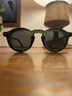 サングラス　ボストン　Oliver Peoples MOSCOT EYEVAN