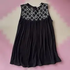 ZARA BASIC ノースリーブ