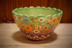 トルコ　陶器　手描き花柄　スカラップボウル