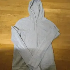 UNIQLOパーカー