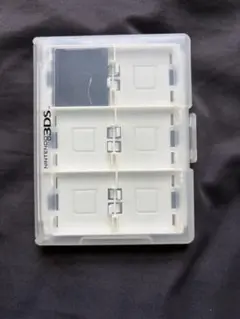 ニンテンドー3DS ソフトケース 12枚収納