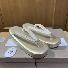 Item thumbnail for item 08728c7d-86eb-469c-abf3-8d73cc202447