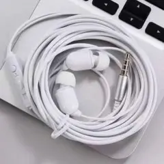 3.5mm有線イヤホン 3m コードイヤフォン 重低音 カナル型 マイク付き