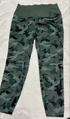 GAP 迷彩カーキ　ストレッチタイツ M/Lサイズ