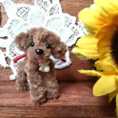 モールドールトイプードル 犬のぬいぐるみ　高5cm×幅3cm×奥行4cm