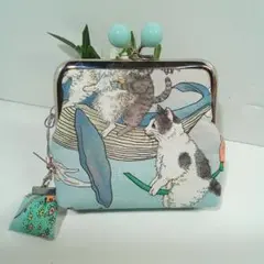 ハンドメイド　おとぎの国の猫と仲間たち　がま口ポーチ