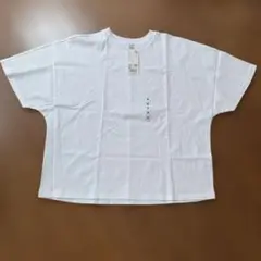 ユニクロ　コットンリラックスT 五分袖　white