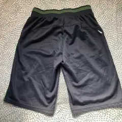 お買い得adidas ショートパンツ 黒/緑