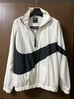 NIKEウーブンジャケット　白色　サイズM