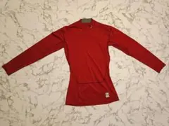 NIKE　ロングTシャツ