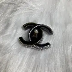 シャネルブローチ