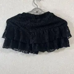 2段レースフリル黒ショートパンツ