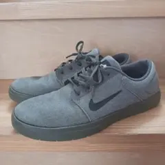 NIKEスニーカー