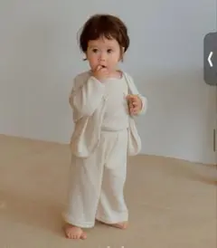 oottbebe カーディガンとパンツのセット　M