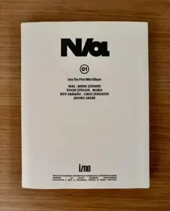 IZNA アルバム N/a