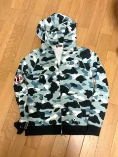 a bathing ape エイプ　ジップパーカー