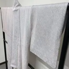 灰色とオレンジの総絞りの小紋 着物