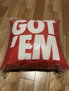 最終値下　GOT’EM ゴッテム　クッション　赤黒