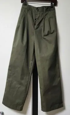 GU オリーブグリーン チノパン パンツ L