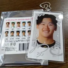 阪神タイガース2025 シークレット　レイヤーアクリルキーホルダー　門別投手