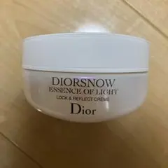 ディオールスノーエッセンスオブライト　スノーアルティメットリフレクションクリーム