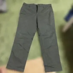 UNIQLO カーキ　チノパン ウエスト82cm