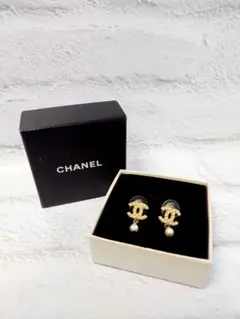 CHANEL(シャネル) ココマーク パール ピアス SH942