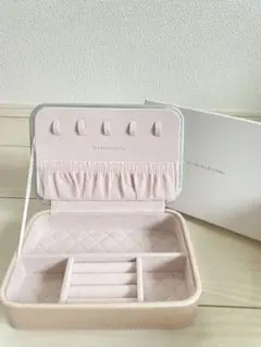【新品・未使用】ヴァンドーム青山　ジュエリーケース
