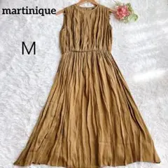 マルティニーク　ロングワンピース　シャーリング　ギャザーワンピース　Ｍ　プリーツ