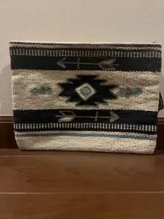 Item thumbnail for item 346b2371-5c5a-4ec3-94d7-edcc4b0fc45e