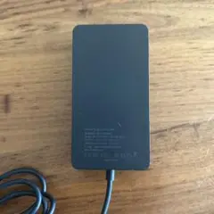 Surface用ACアダプタ（互換品）