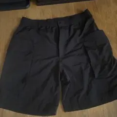 UNIQLO U ブラックショートパンツ XL