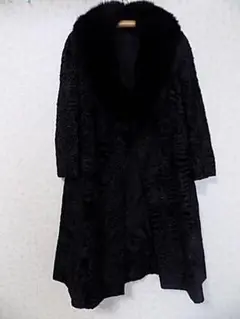 美品　シェヴァレーヌ(前田毛皮) ミンクコート　本毛皮コート　ブラウン　裏刺繍柄 美品 シェヴァレーヌ(前田毛皮) ミンクコート 本毛皮コート